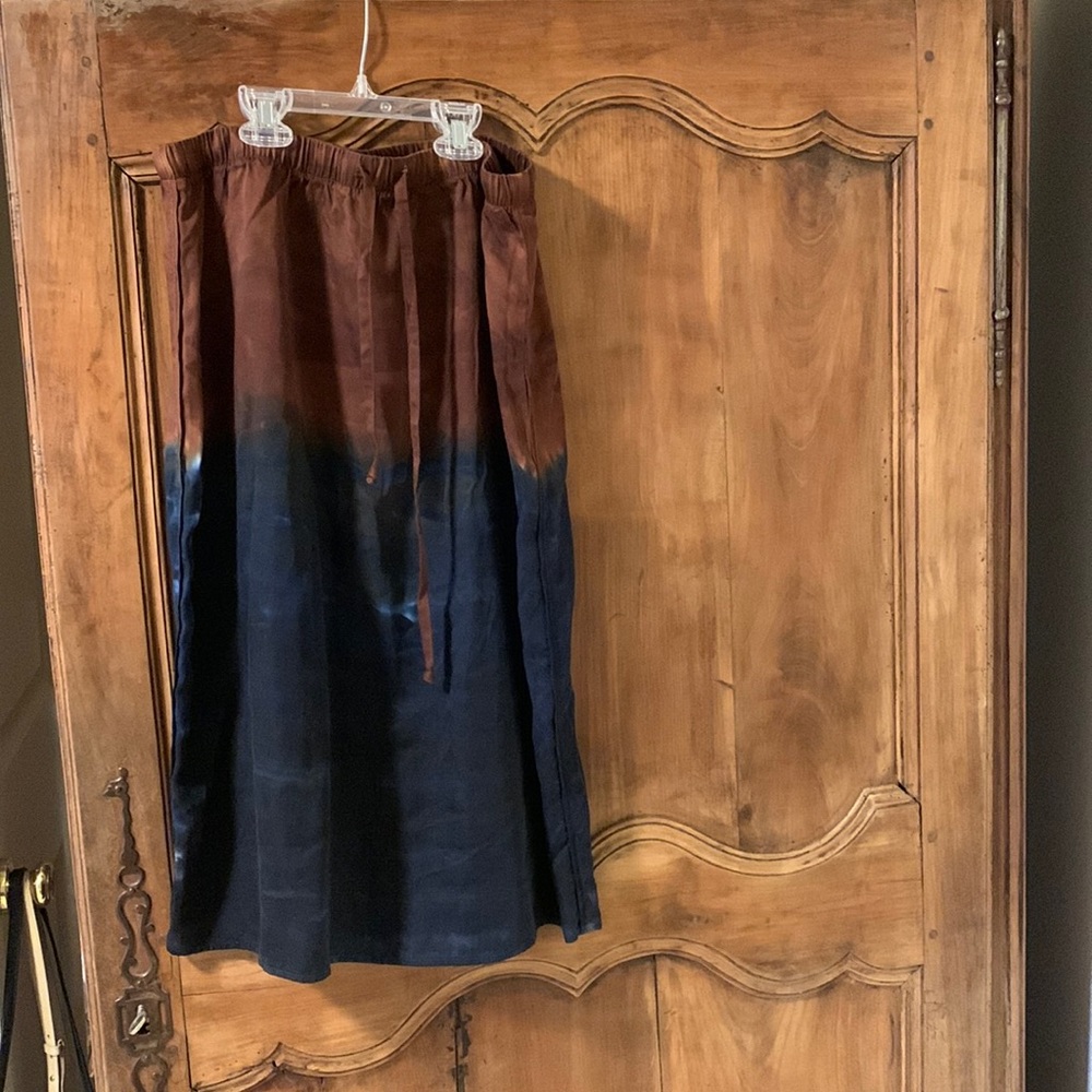 Cloth and stone skirt